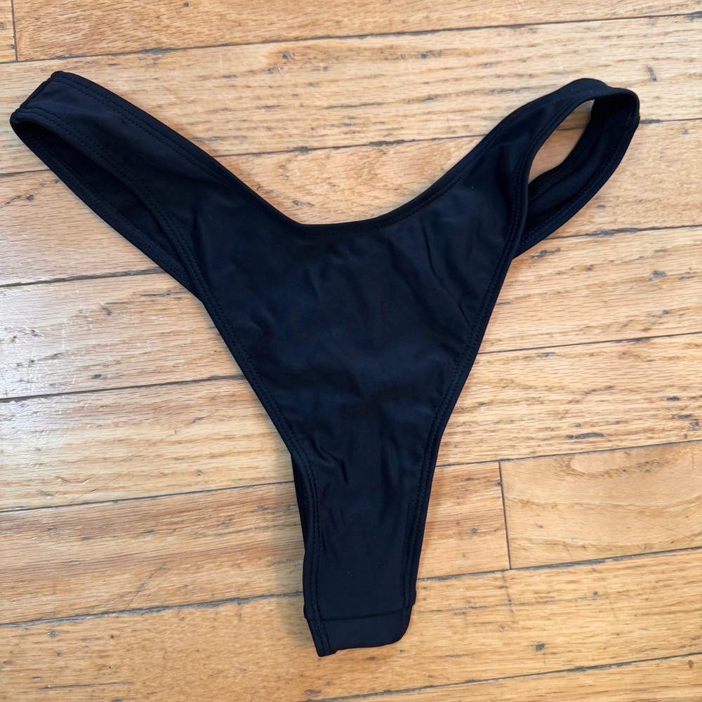 Wild Fable Black Low Rise Extra High Leg Thong Bikini Bottom Small NWT